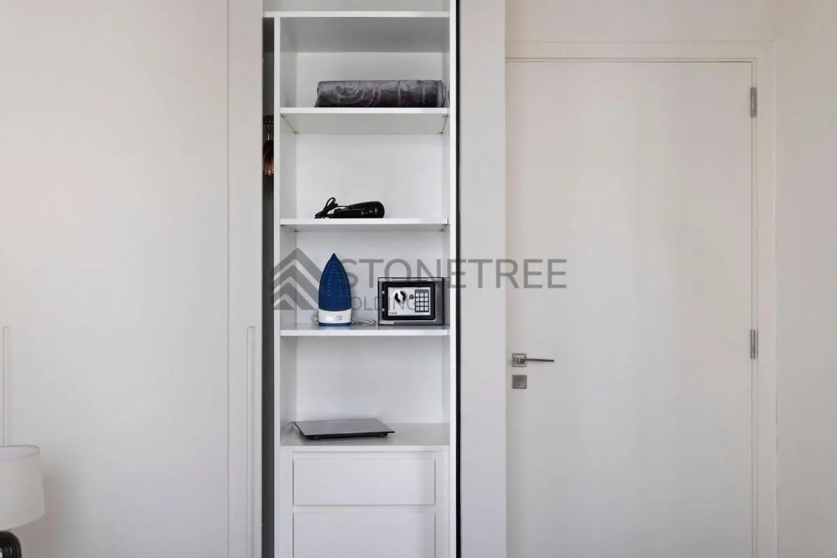 Modern 1Br At Collective Tower 1 Near Hills Mall Dubai