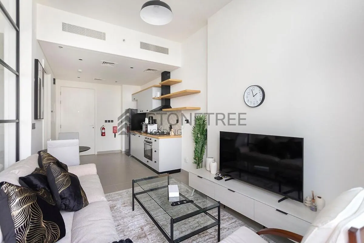 Modern 1Br At Collective Tower 1 Near Hills Mall Dubai